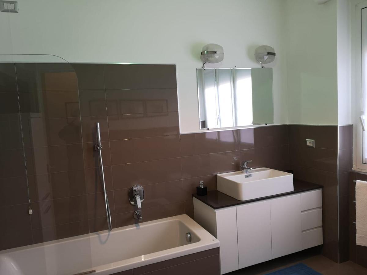 Appartamento Immerso Nel Verde Buccinasco Ngoại thất bức ảnh